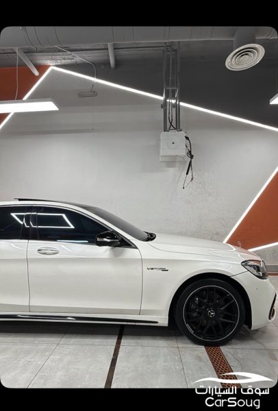 للبيع مرسيديس موديل 2015 S500 محول S63