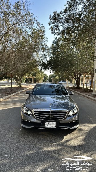 مرسيدس E300 موديل 2020 نظيفة