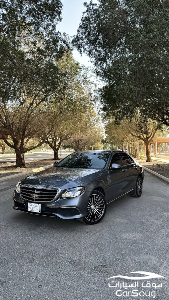 مرسيدس E300 موديل 2020 نظيفة