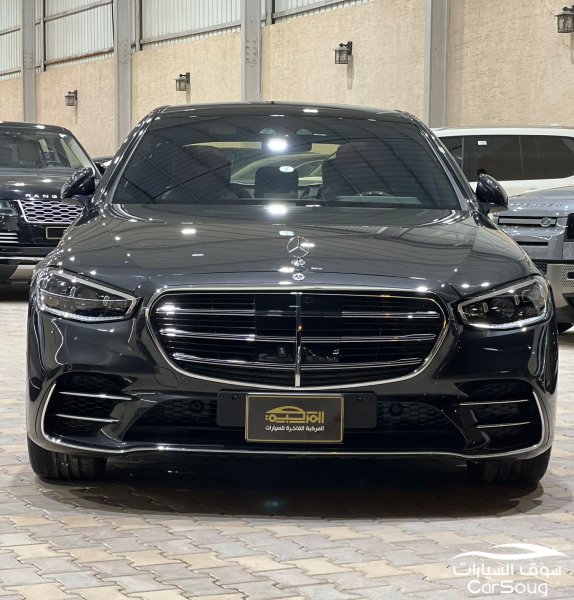 مرسيدس بنز S580 وارد خليجي موديل 2022