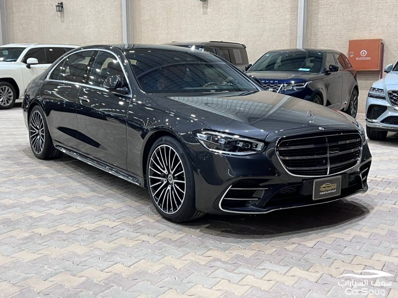 مرسيدس بنز S580 وارد خليجي موديل 2022