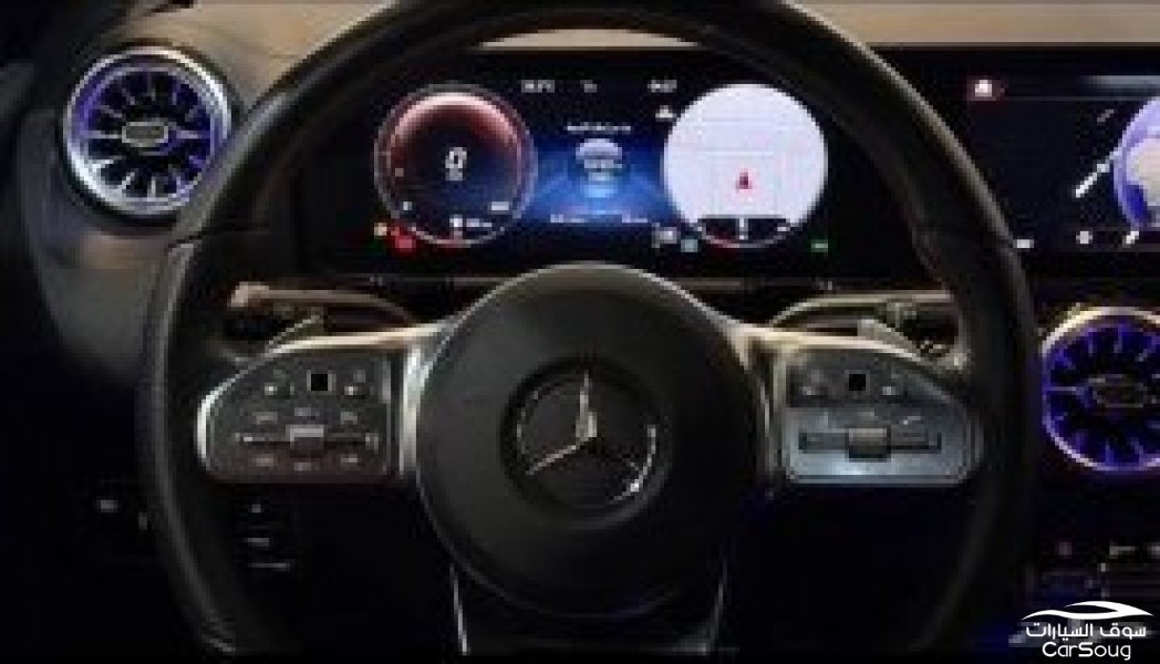 مرسيدس بنز GLA 200 موديل 2023
