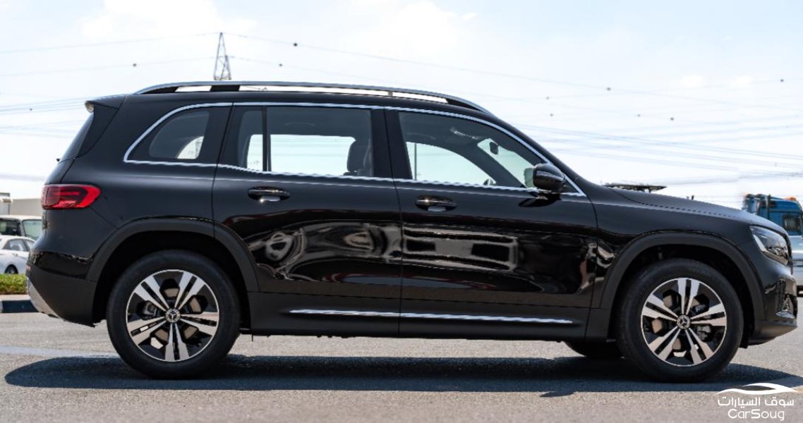 مرسيدس بنز GLB 200 موديل 2025