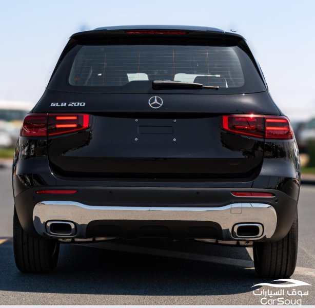 مرسيدس بنز GLB 200 موديل 2025