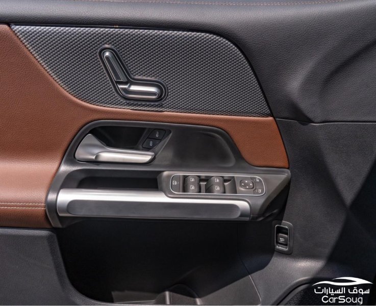 مرسيدس بنز GLB 200 موديل 2025