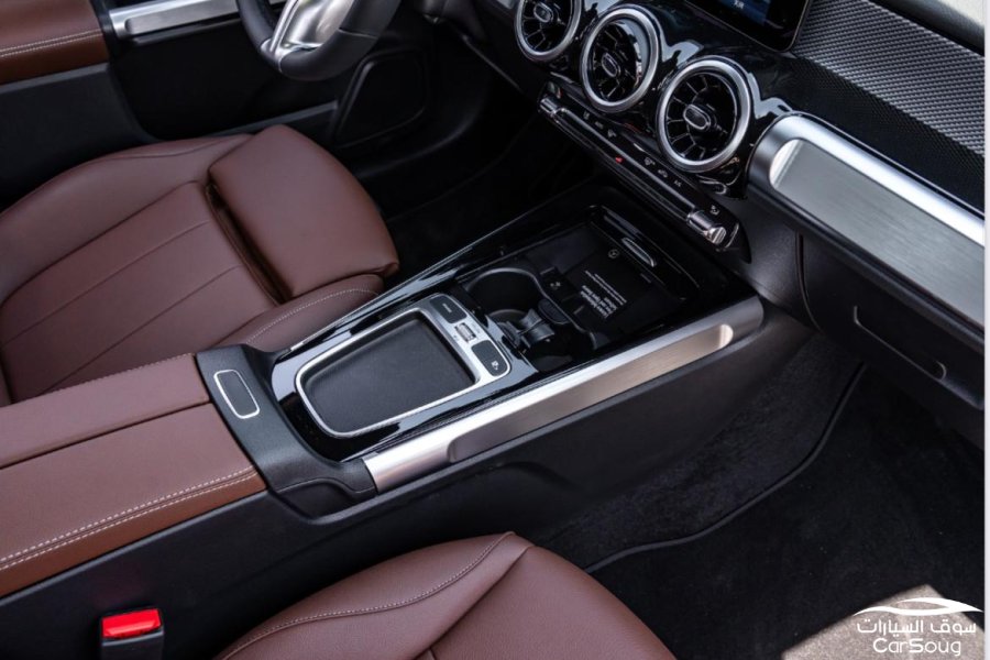 مرسيدس بنز GLB 200 موديل 2025