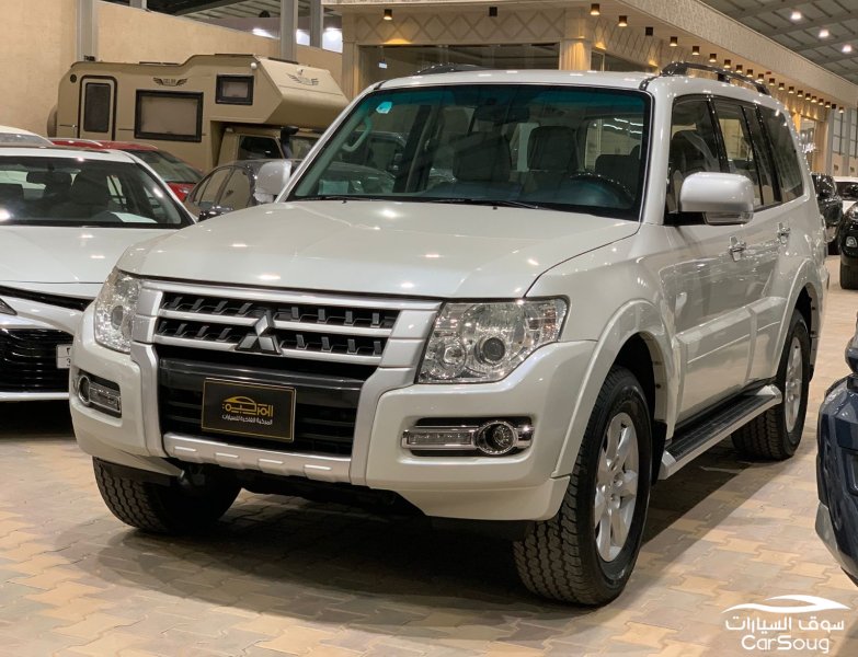 ميتسوبيشي باجيرو فل كامل 3.5 موديل 2018
