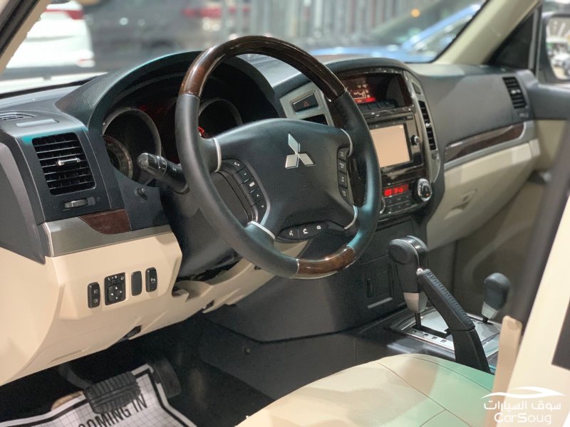 ميتسوبيشي باجيرو فل كامل 3.5 موديل 2018