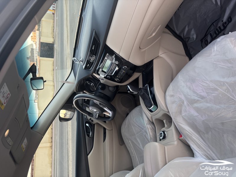 نيسان إكس تريل2021  دبل 7 ركاب نظيف