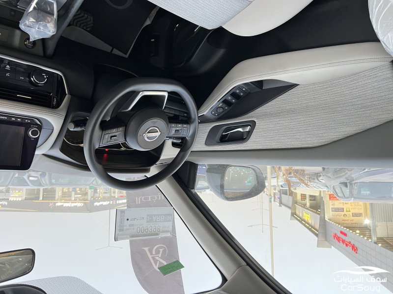 نيسان اكس تريل اس 4X2 موديل 2026