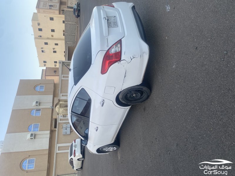 نيسان صني ٢٠١٥