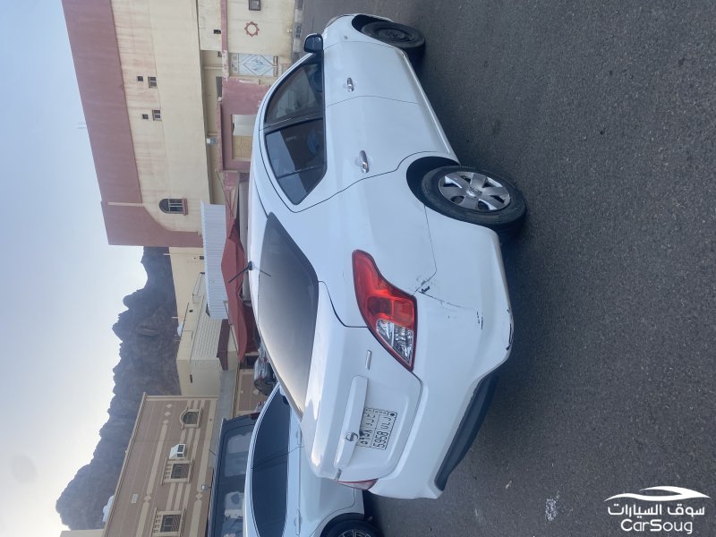 نيسان صني ٢٠١٥