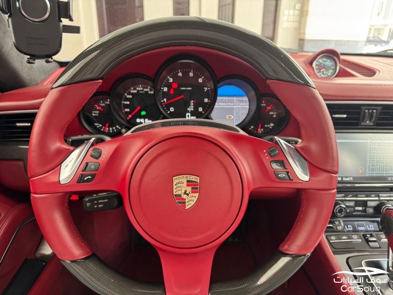 بورش كاريرا 4