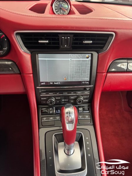 بورش كاريرا 4