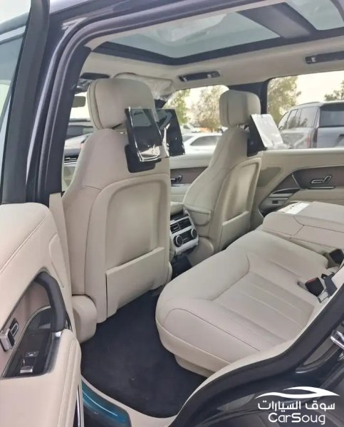 رنج روفر HSE V6 موديل 2026 شبه جديده