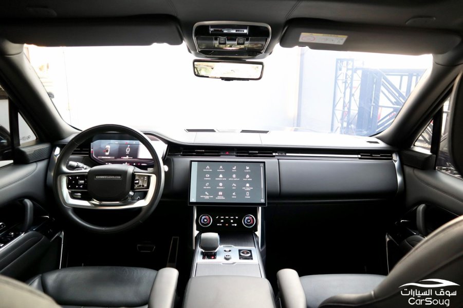 رنج روفر اوتوبيوجرافي بلاك اديشن موديل 2022