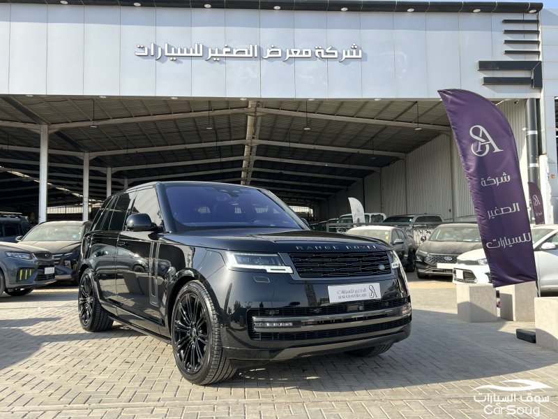 رنج روفر اوتوبيوجرافي بلاك اديشن موديل 2022