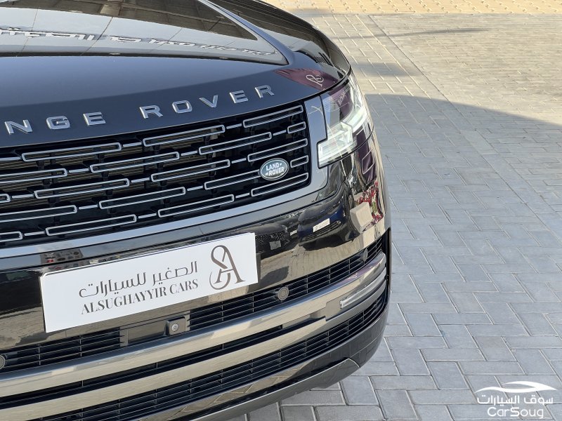 رنج روفر اوتوبيوجرافي بلاك اديشن موديل 2022