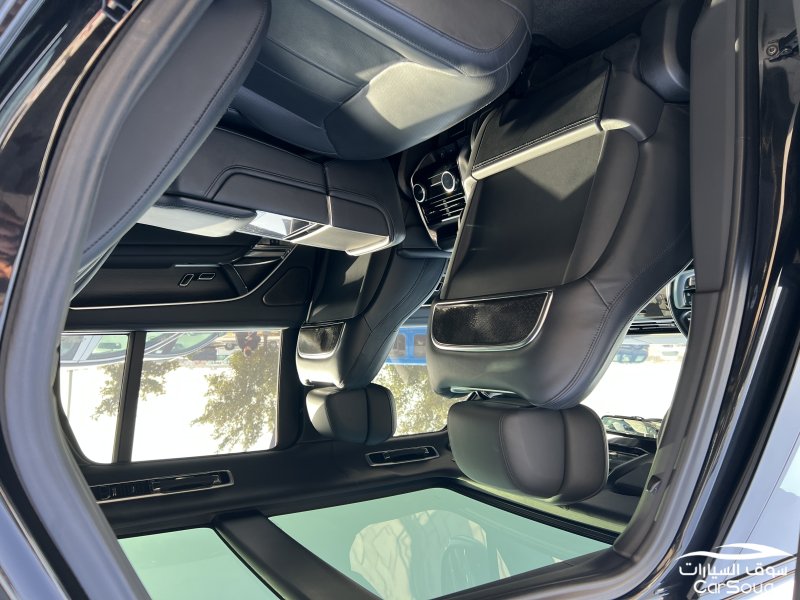 رنج روفر اوتوبيوجرافي بلاك اديشن موديل 2022