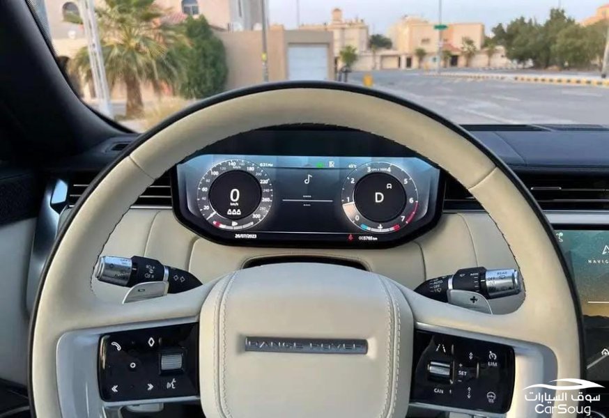 رنج روفر فوج فيرست اديشن موديل 2022 تحت الضمان