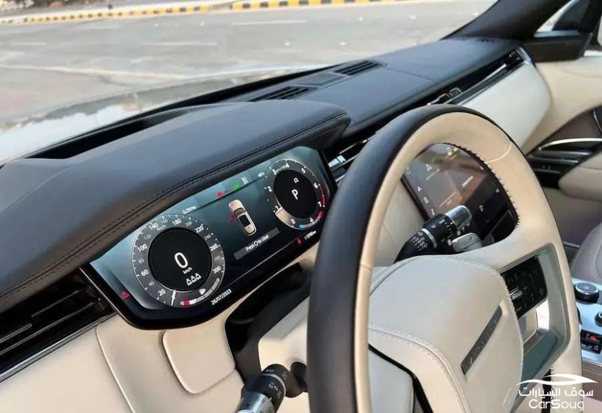 رنج روفر فوج فيرست اديشن موديل 2022 تحت الضمان