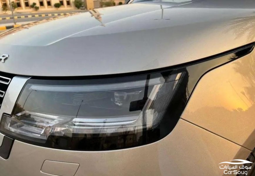 رنج روفر فوج فيرست اديشن موديل 2022 تحت الضمان