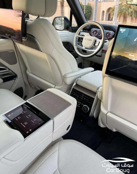 رنج روفر فوج فيرست اديشن موديل 2022 تحت الضمان