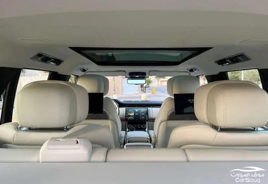 رنج روفر فوج فيرست اديشن موديل 2022 تحت الضمان