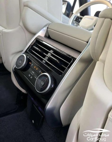 رنج روفر فوج فيرست اديشن موديل 2022 تحت الضمان