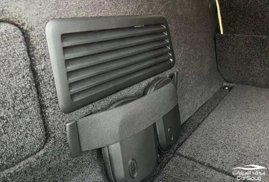 رنج روفر فوج فيرست اديشن موديل 2022 تحت الضمان