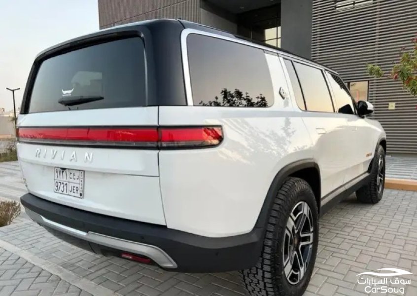 ريفيان R1 S موديل 2024 شبه جديده