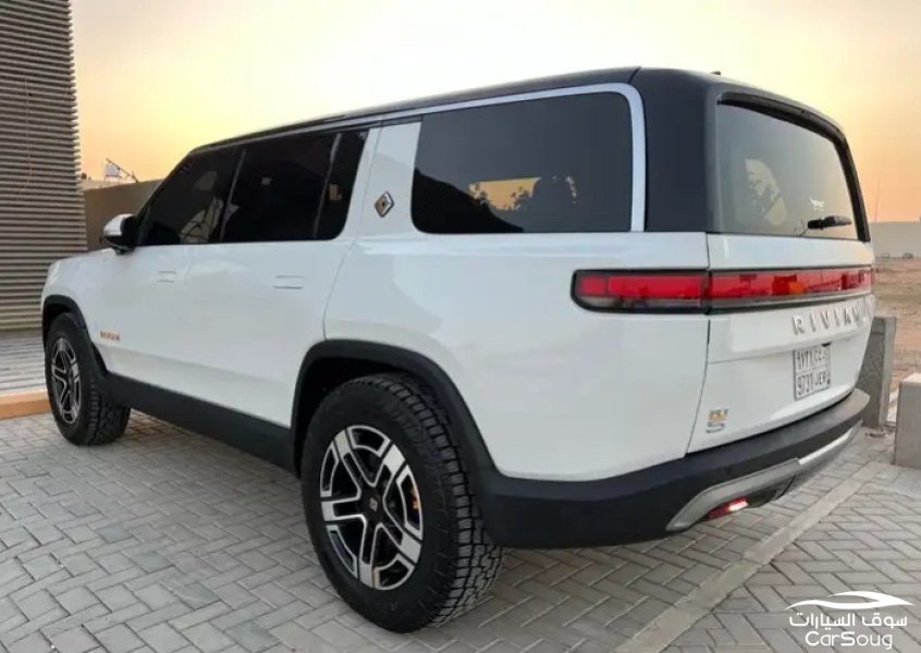 ريفيان R1 S موديل 2024 شبه جديده