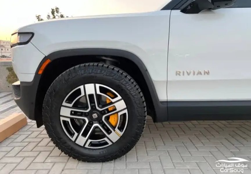 ريفيان R1 S موديل 2024 شبه جديده