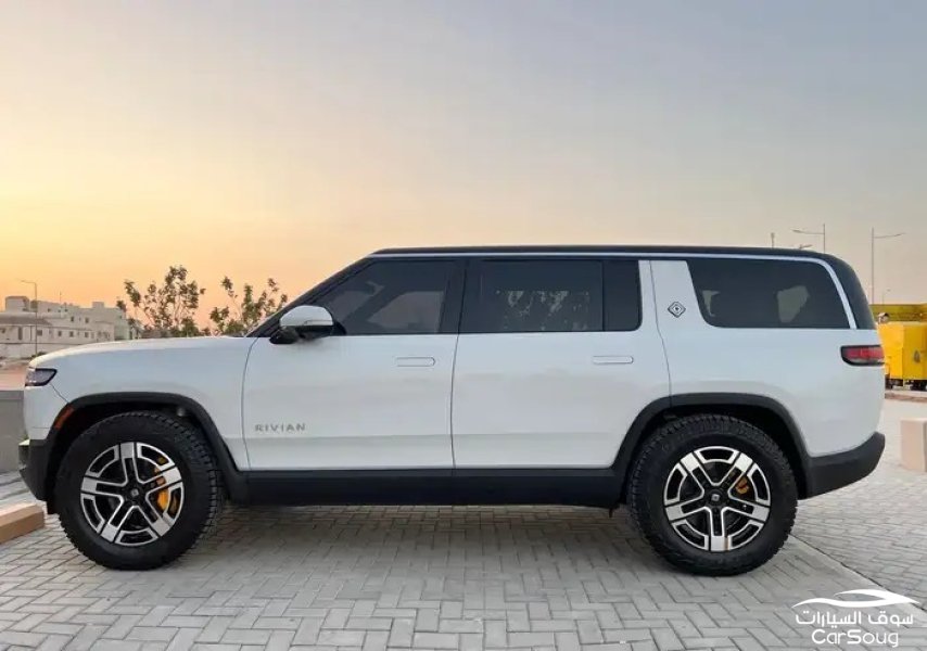 ريفيان R1 S موديل 2024 شبه جديده