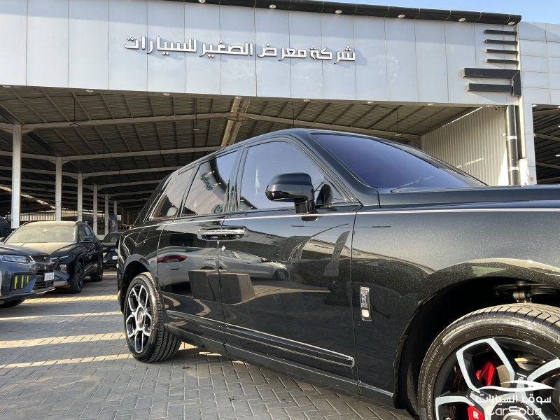 رولز رويس كولينان بلاك ايدج موديل 2021