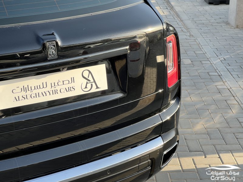 رولز رويس كولينان بلاك ايدج موديل 2021