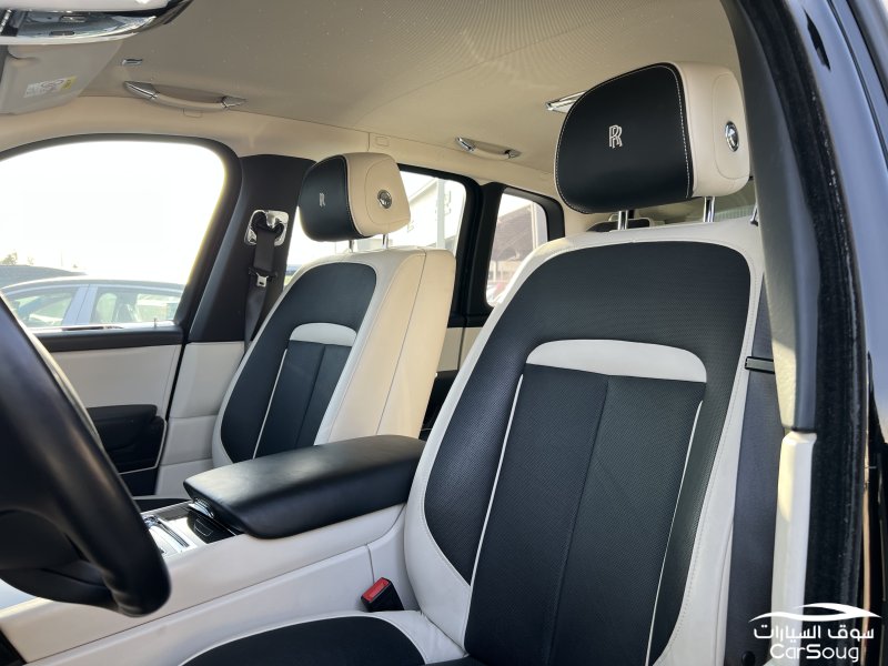 رولز رويس كولينان بلاك ايدج موديل 2021