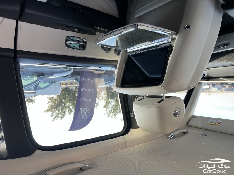 رولز رويس كولينان بلاك ايدج موديل 2021