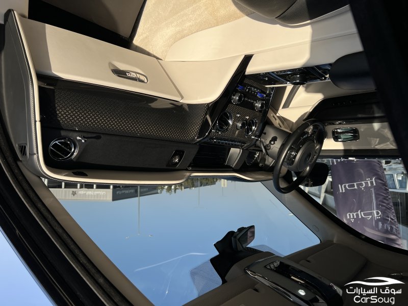 رولز رويس كولينان بلاك ايدج موديل 2021