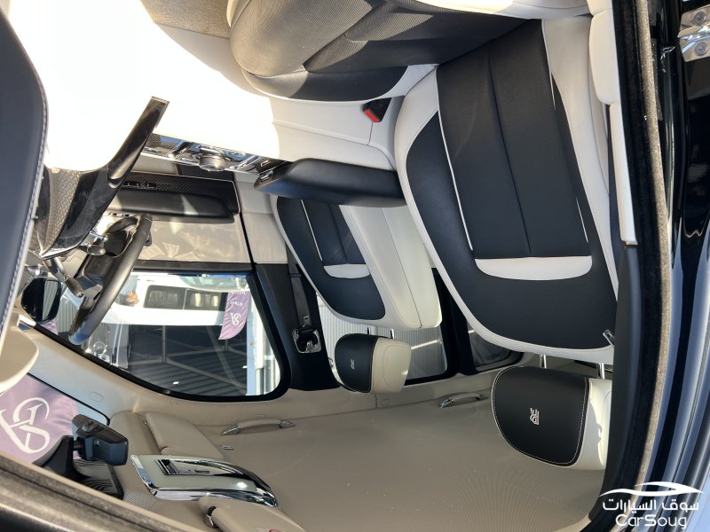 رولز رويس كولينان بلاك ايدج موديل 2021