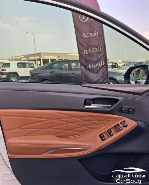 تويوتا افالون بريميوم موديل 2022