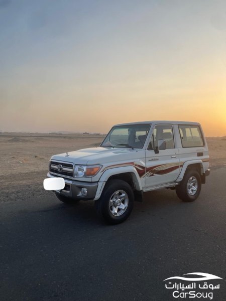 جيب ربع نظيف جدا موديل ٢٠٠٩