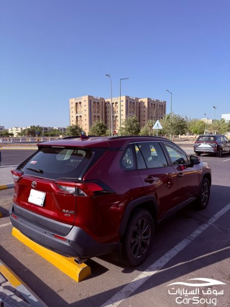 RAV4 XLE