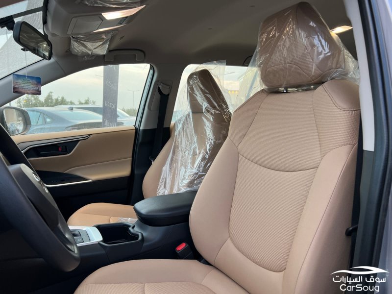 تويوتا راف فور XLE هايبرد موديل 2025