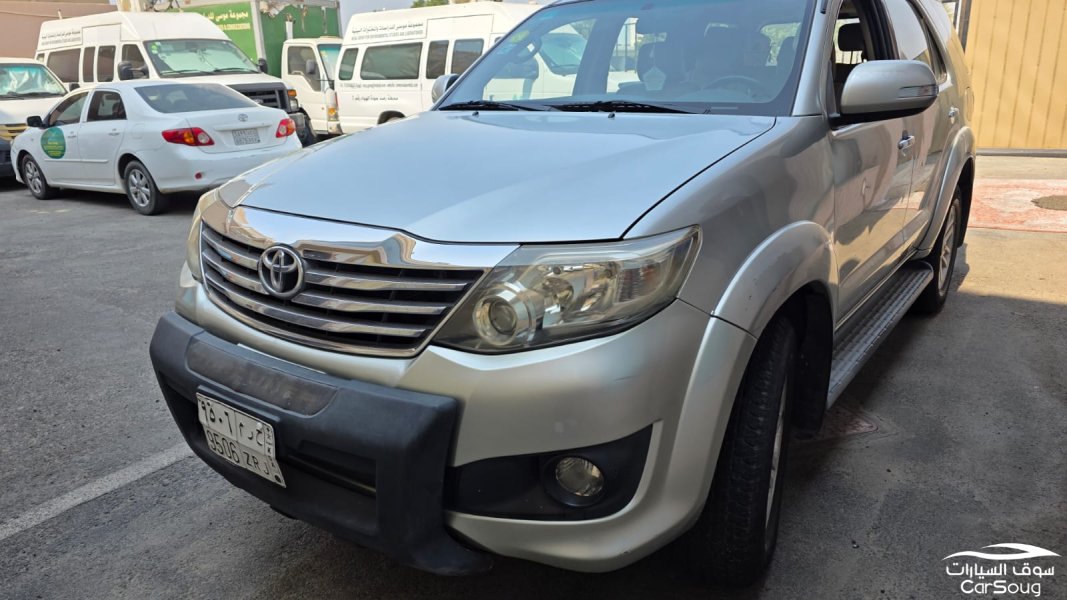 تويوتا فورشنر GX موديل 2014