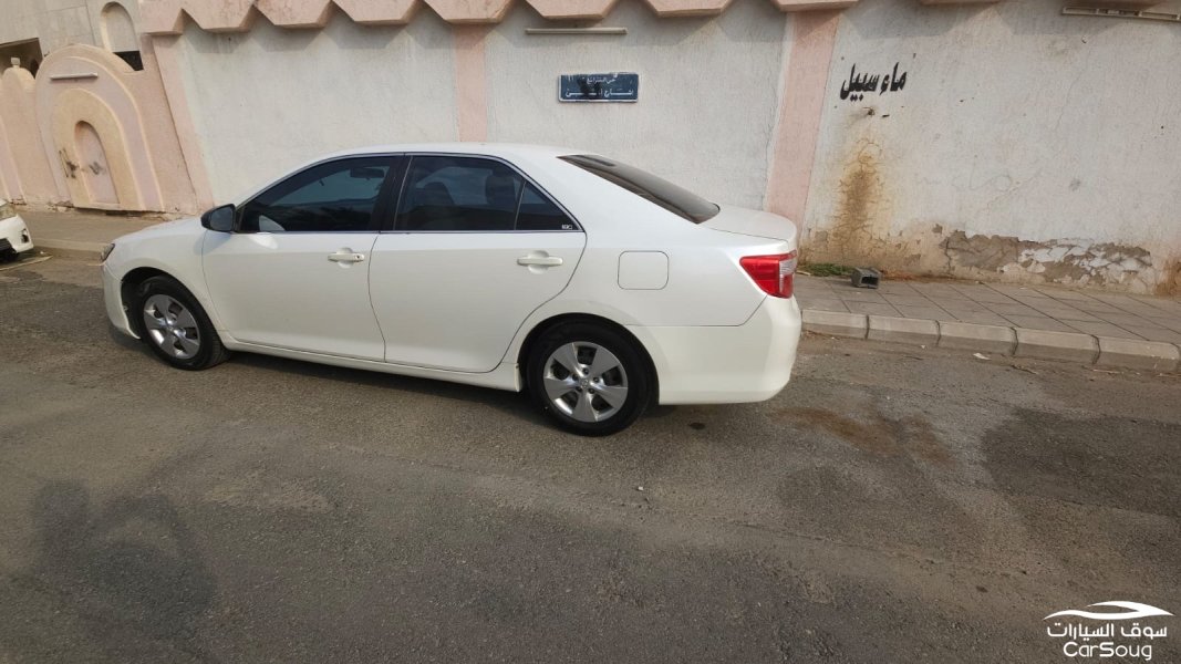 تويوتا كامري 2012 GL