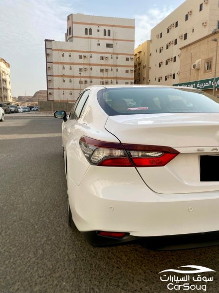 تويوتا كامري LE موديل 2024