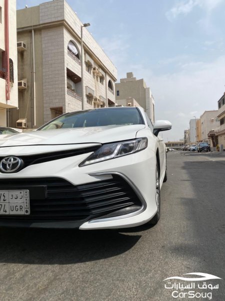 تويوتا كامري LE موديل 2024