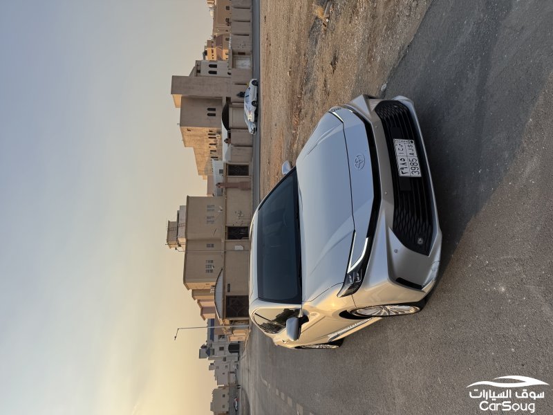 كامري 2025 نص فل بنزين سعودي