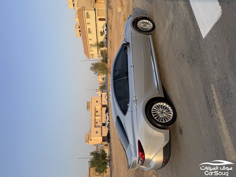 كامري 2025 نص فل بنزين سعودي
